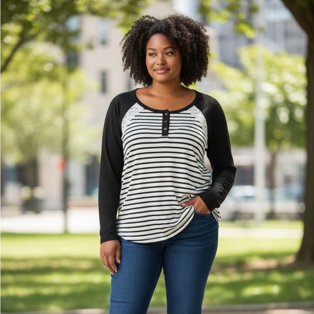 Moa Moa Black and White Striped Long‎ Sleeve Top